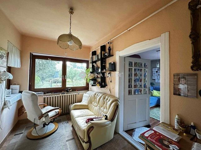 Eladó családi ház, Újiregen 30 M Ft, 4 szobás