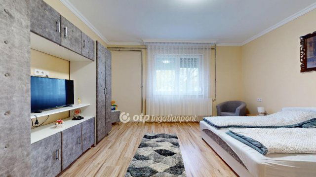 Eladó családi ház, Mándokon 48.5 M Ft, 3 szobás