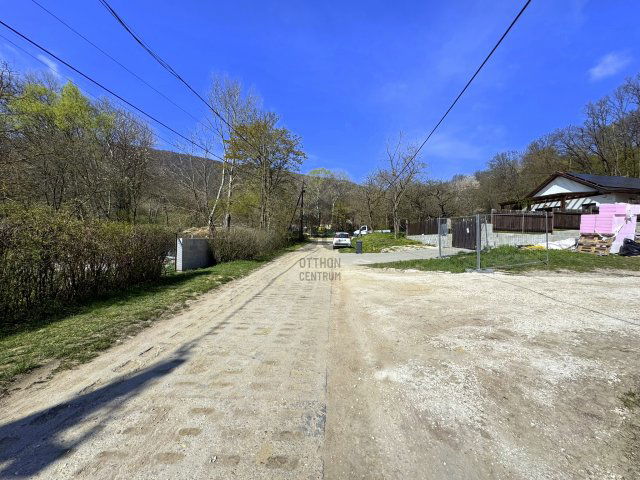 Eladó telek, Pilisszentkereszten 50 M Ft / költözzbe.hu
