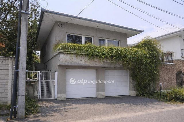 Eladó családi ház, Szigetszentmiklóson 139.9 M Ft, 3 szobás