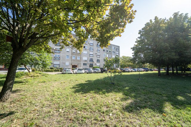 Eladó panellakás, Budapesten, X. kerületben, Farkasalma utcában