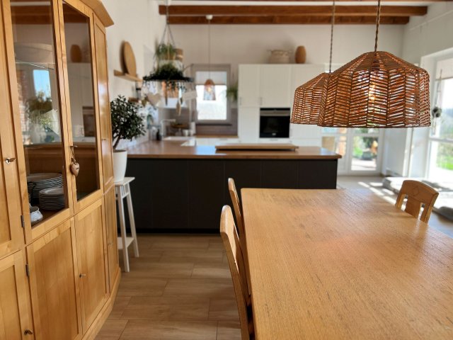 Eladó családi ház, Bólyban 129 M Ft, 4 szobás