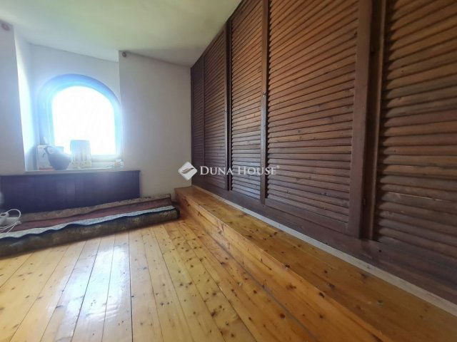 Eladó családi ház, Balatonszabadiban 65 M Ft, 5 szobás