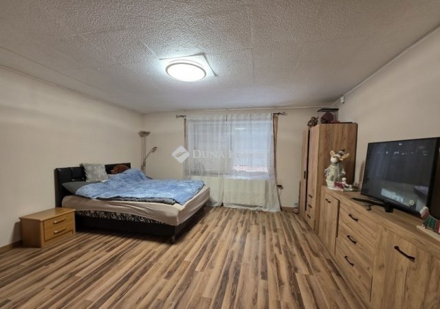 Eladó családi ház, Tápiószecsőn 39 M Ft, 2 szobás