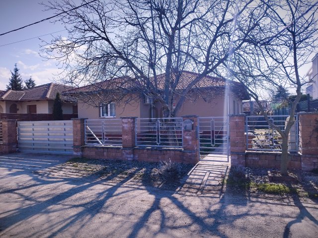 Eladó családi ház, Siófokon 165 M Ft, 4 szobás