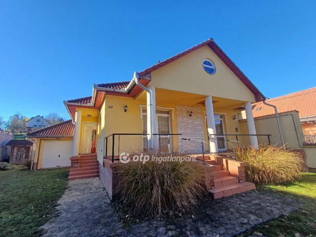 Eladó családi ház, Bükkszéken 49.9 M Ft, 3 szobás