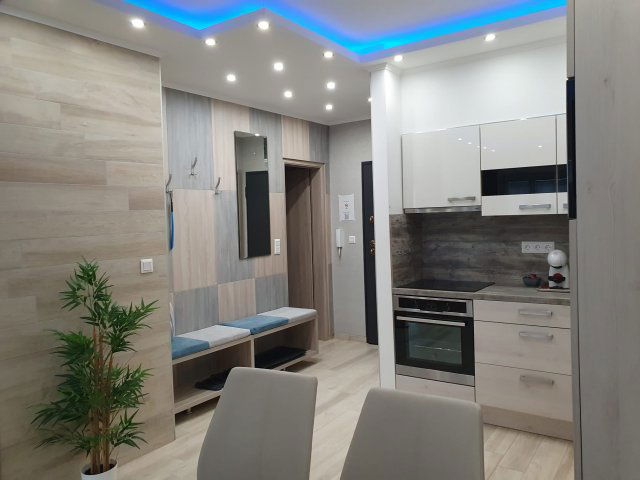 Kiadó téglalakás, albérlet, VI. kerületben, Király utcában