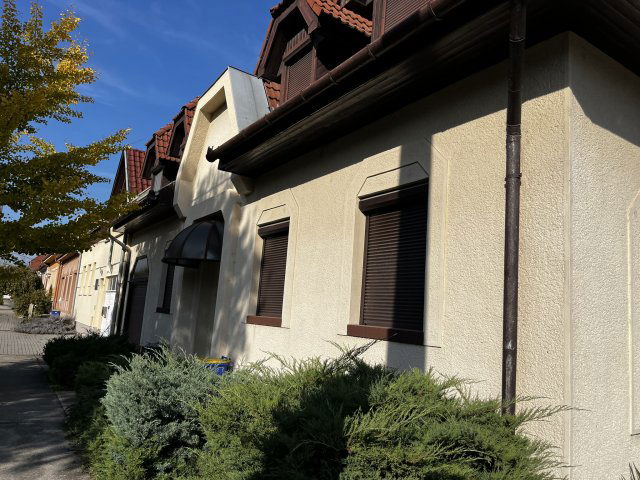 Eladó családi ház, Kecskeméten 129.99 M Ft, 3+4 szobás