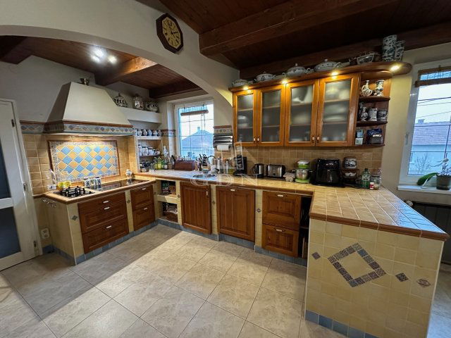 Eladó családi ház, Kétbodonyon 84.9 M Ft, 5 szobás