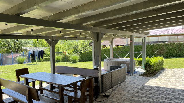 Eladó családi ház, Csatáron 98.5 M Ft, 5+1 szobás