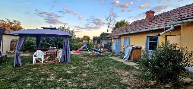 Eladó családi ház, Rákóczifalván 27.9 M Ft, 3 szobás