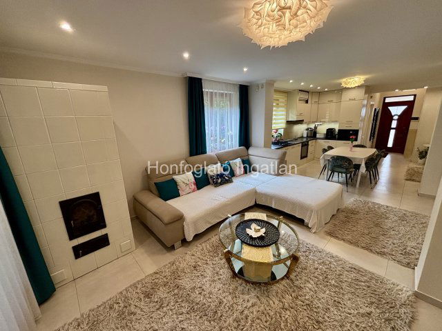 Eladó családi ház, Nyíregyházán 132.9 M Ft, 4+1 szobás