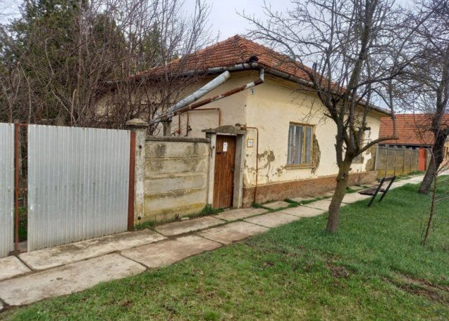 Eladó családi ház, Mezőkovácsházán 3.3 M Ft, 1+1 szobás