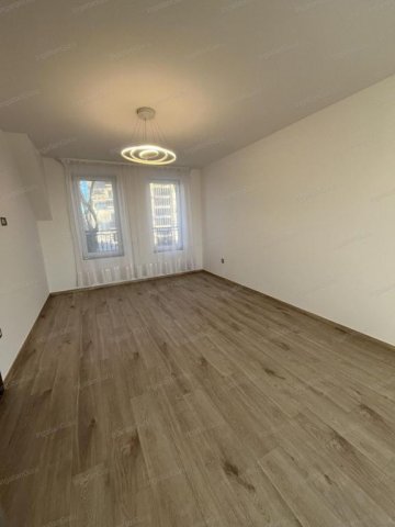 Kiadó családi ház, albérlet, Kecskeméten 500 E Ft / hó