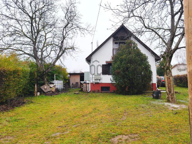 Eladó nyaraló, Siófokon 39.9 M Ft, 2 szobás