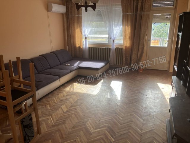 Eladó ikerház, Kunhegyesen 27.9 M Ft, 3 szobás