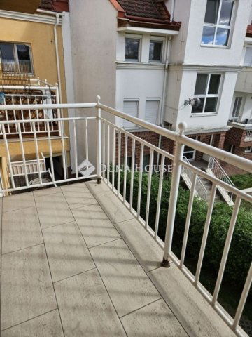 Kiadó téglalakás, albérlet, Debrecenben 250 E Ft / hó, 3 szobás