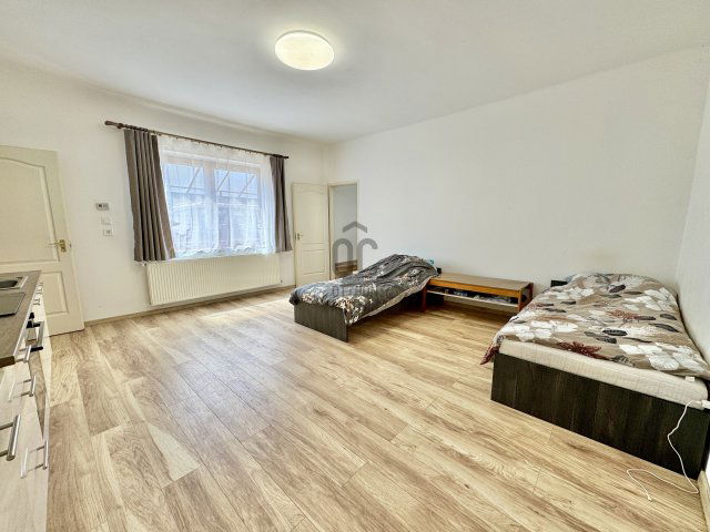 Eladó téglalakás, Budapesten, XVIII. kerületben 50.9 M Ft