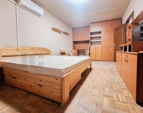 Kiadó téglalakás, albérlet, Szegeden, Alföldi utcában