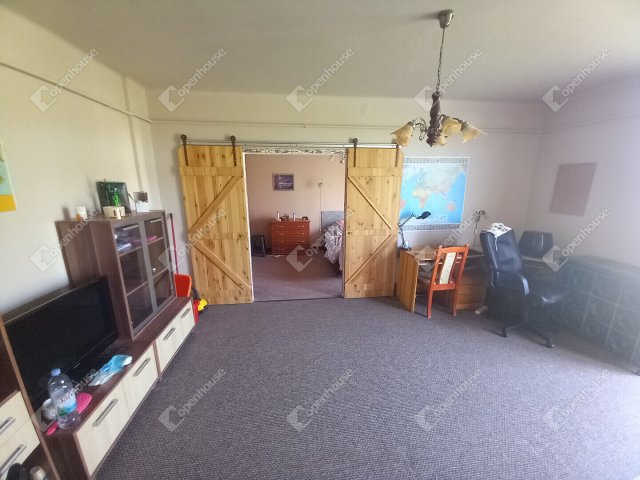 Eladó téglalakás, Debrecenben 58 M Ft, 2 szobás