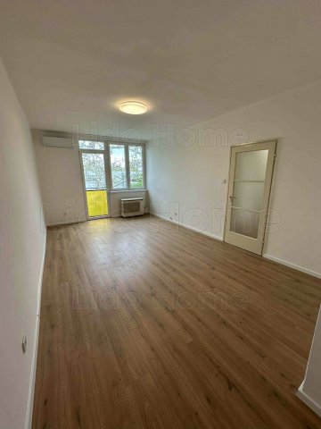 Eladó téglalakás, Kaposváron 37.99 M Ft, 2+1 szobás