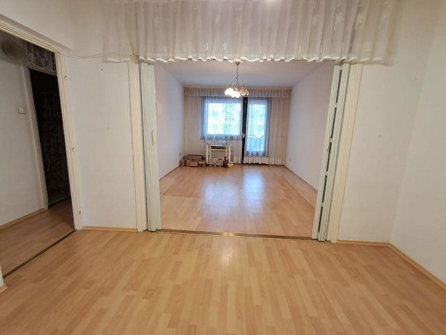 Eladó panellakás, Budapesten, XV. kerületben, Báthory utcában