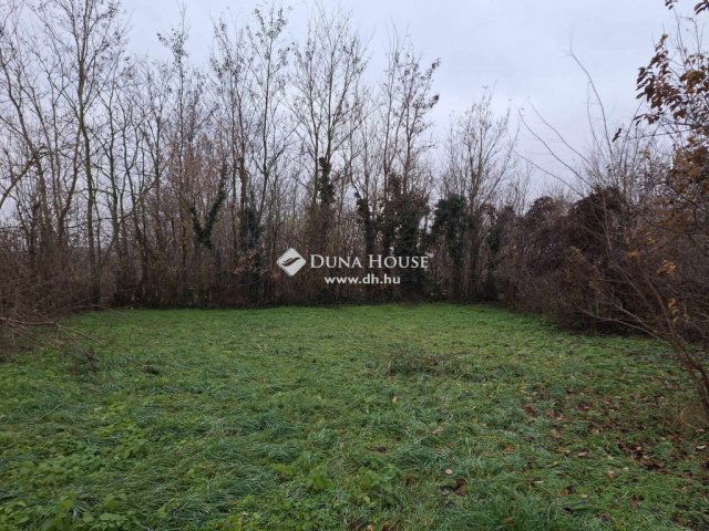 Eladó családi ház, Nagyszokolyon 8.8 M Ft, 2 szobás