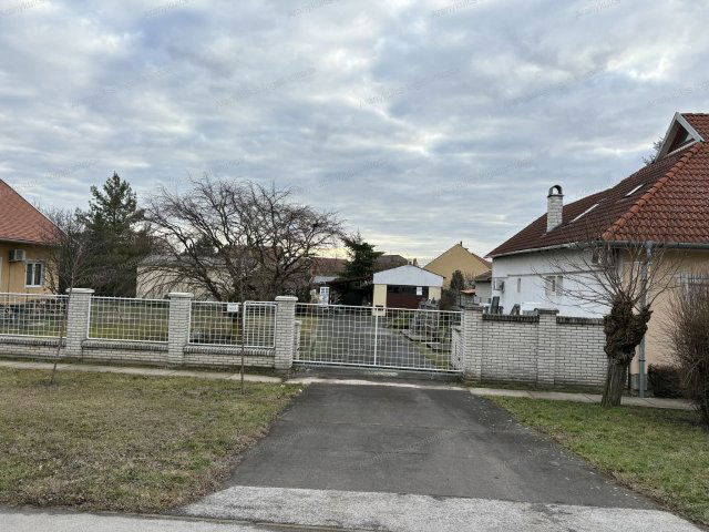 Eladó telek, Gyulán 27.99 M Ft / költözzbe.hu