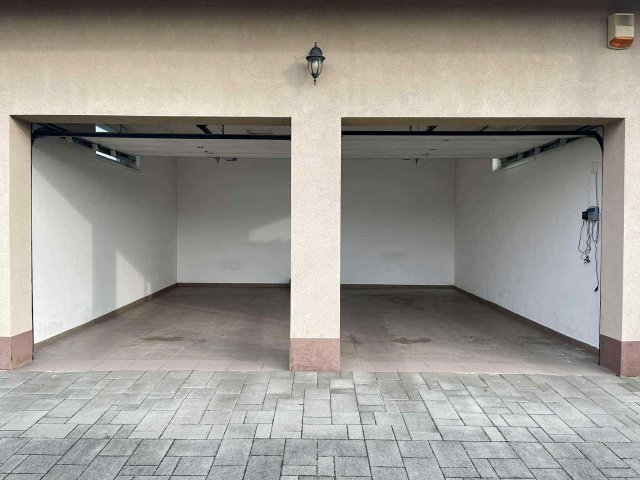 Eladó családi ház, Debrecenben, Vámospércsi úton 159.9 M Ft