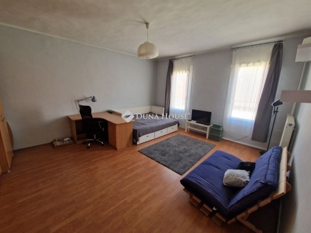 Eladó téglalakás, Budapesten, VIII. kerületben 79.9 M Ft