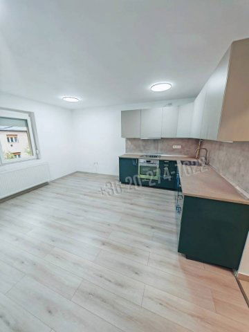 Eladó téglalakás, Egerben 74 M Ft, 3 szobás
