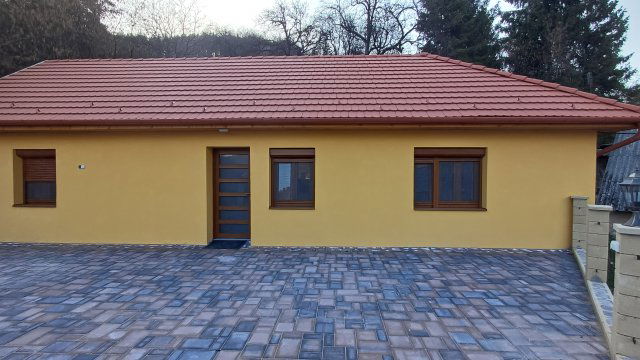 Eladó családi ház, Miskolcon, Fő utcában 48 M Ft, 2 szobás