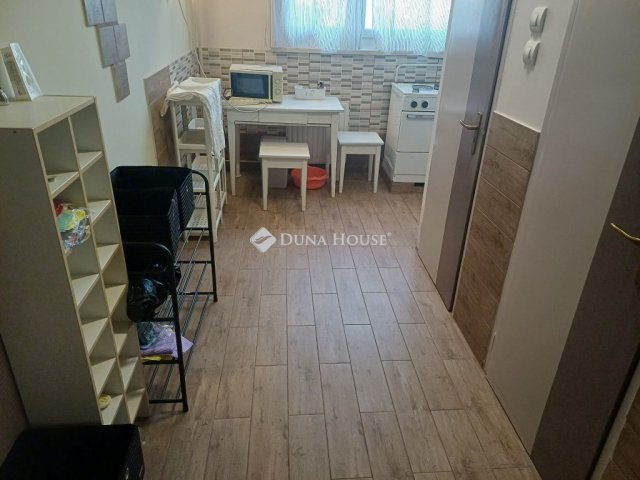 Eladó panellakás, Miskolcon, Vörösmarty Mihály utcában