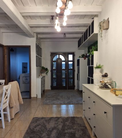 Eladó családi ház, Balatonkeresztúron 109 M Ft, 3 szobás