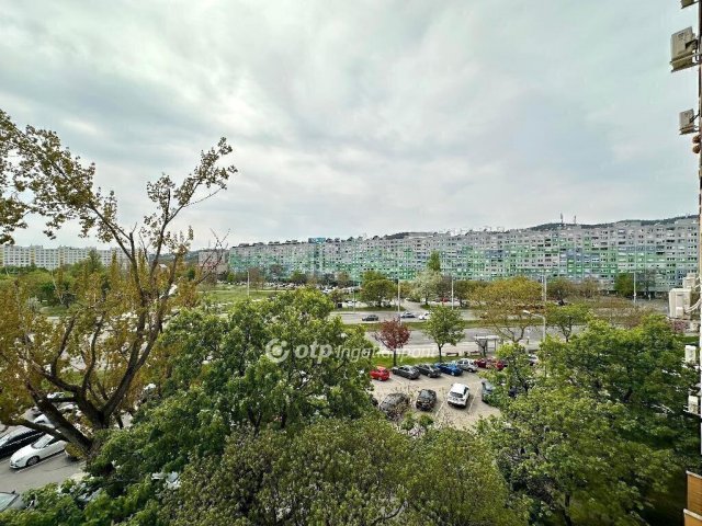 Eladó panellakás, Budapesten, III. kerületben 69.9 M Ft, 3 szobás