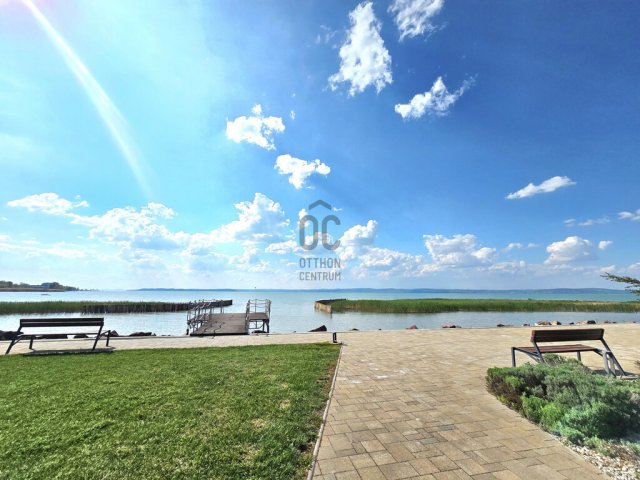 Eladó téglalakás, Siófokon 189 M Ft, 3 szobás