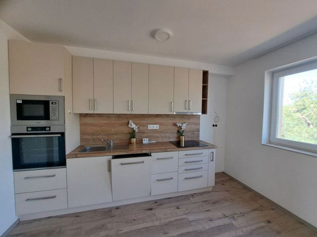 Kiadó téglalakás, albérlet, Érden 280 E Ft / hó, 3 szobás