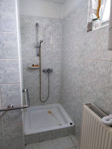 Eladó családi ház, Baján 33 M Ft, 2 szobás