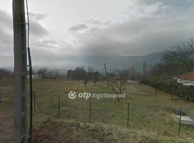 Eladó telek, Budapesten, III. kerületben 255 M Ft