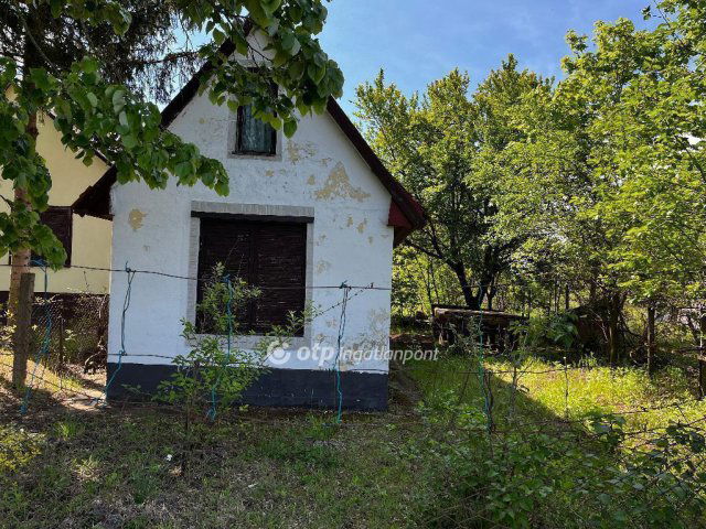 Eladó családi ház, Debrecenben 5.99 M Ft, 2 szobás