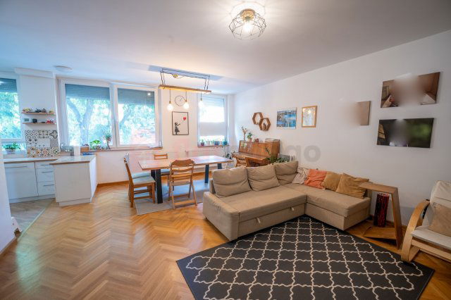 Eladó téglalakás, Pécsett, Hunyadi János utcában 89.9 M Ft