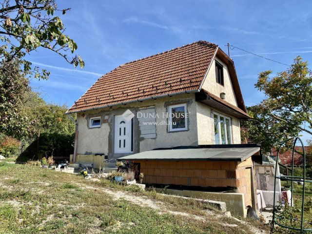 Eladó nyaraló, Szentendrén 79.9 M Ft, 3 szobás