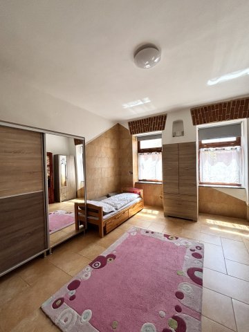 Eladó családi ház, Szombathelyen 47.8 M Ft, 2 szobás