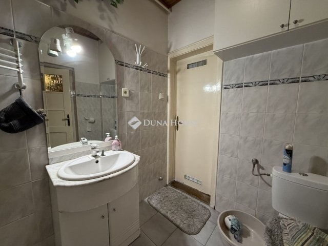 Eladó családi ház, Budapesten, XX. kerületben 64.9 M Ft