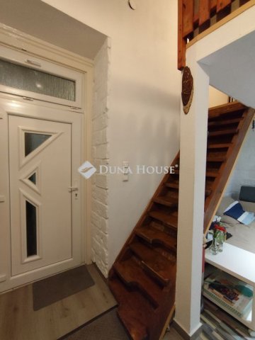 Eladó téglalakás, Budapesten, VIII. kerületben, József utcában
