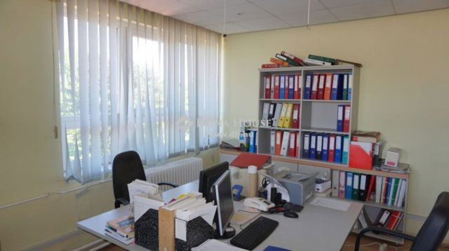 Eladó iroda, Zalaegerszegen 65 M Ft / költözzbe.hu