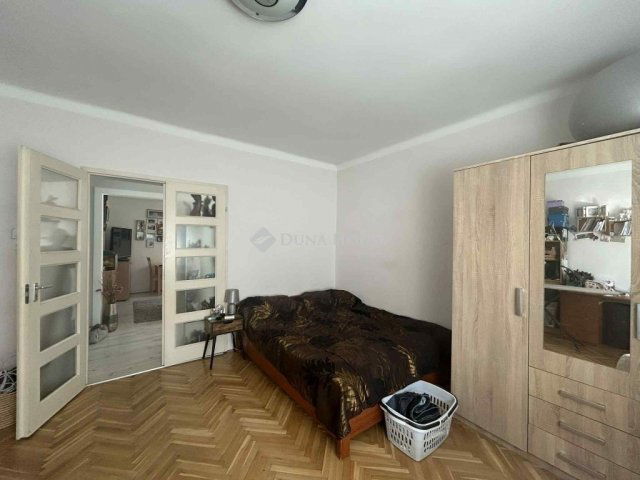 Eladó családi ház, Vecsésen 109 M Ft, 3 szobás