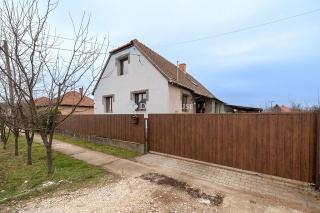 Eladó családi ház, Emődön 51 M Ft, 4 szobás