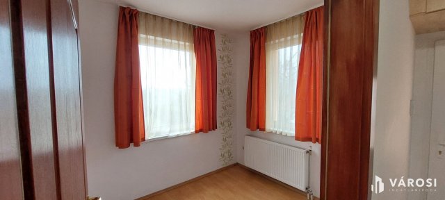 Eladó sorház, Debrecenben 125 M Ft, 2+3 szobás