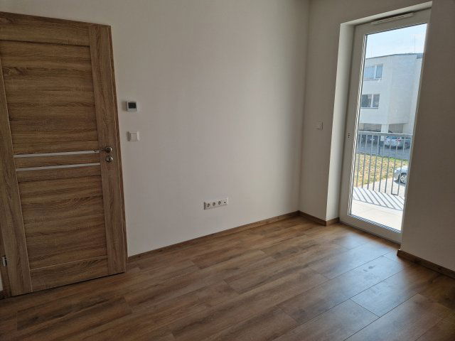 Eladó téglalakás, Szegeden 72.75 M Ft, 2 szobás